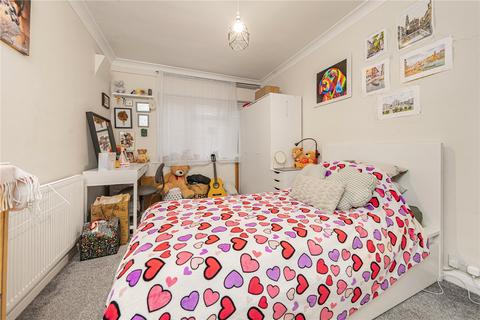 2 bedroom maisonette for sale, Redesdale Gardens, Isleworth