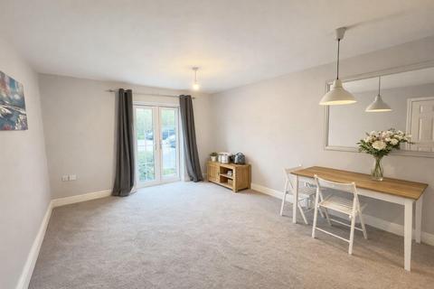 2 bedroom apartment for sale, Fleet Road, Fleet GU51
