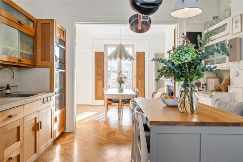 6 bedroom end of terrace house for sale, Richmond Road, London, E8