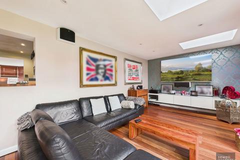 4 bedroom semi-detached house for sale, Lewes Way, Croxley Green, Rickmansworth, WD3 3SN
