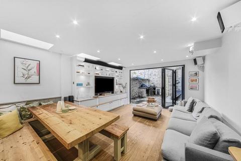 Townmead Road, London SW6