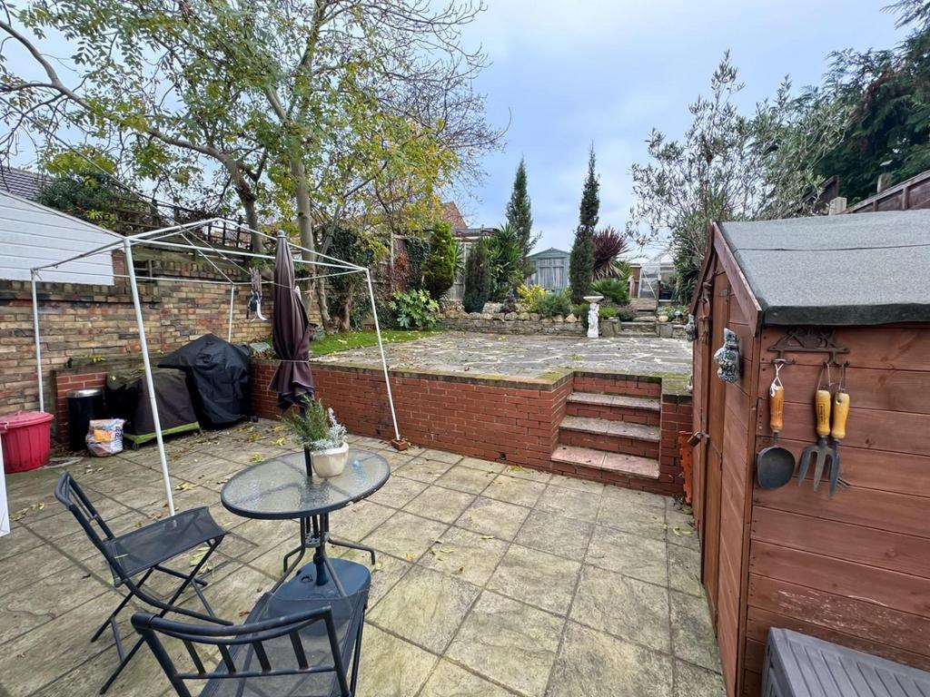 Presented by Kevin at Ewe Move Bexleyheath and Dart