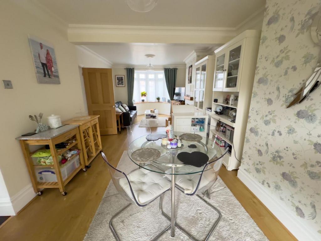 Presented by Kevin at Ewe Move Bexleyheath and Dart