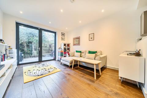 4 bedroom house for sale, Hawthorne Crescent, Greenwich