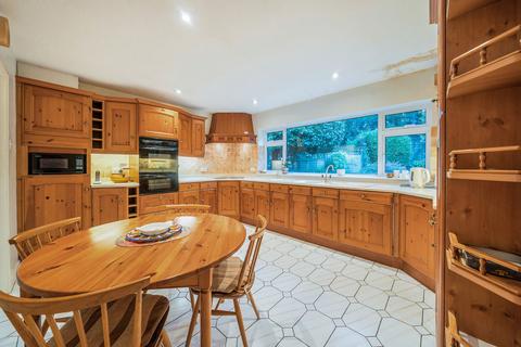4 bedroom detached house for sale, Kooringa, Warlingham CR6