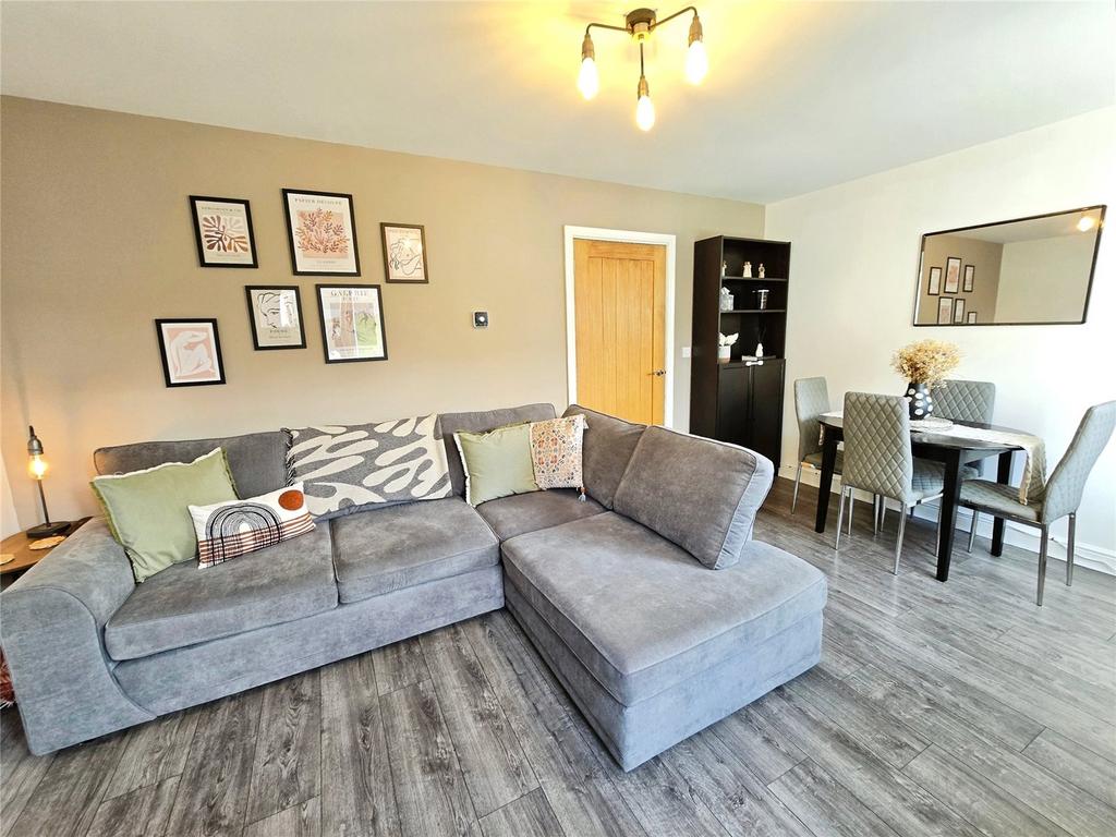 Living/Dining Room