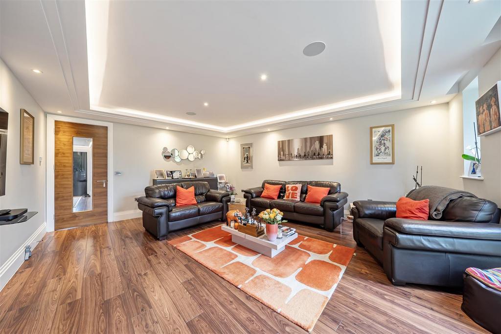 Living Room: