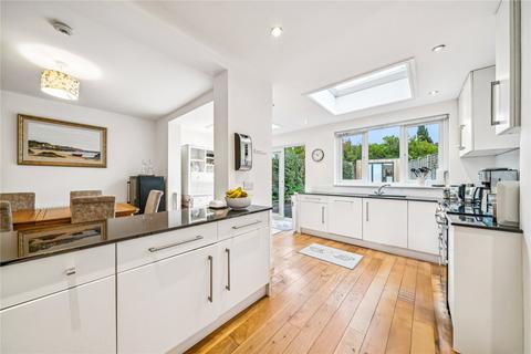 3 bedroom end of terrace house for sale, Leckford Road, SW18