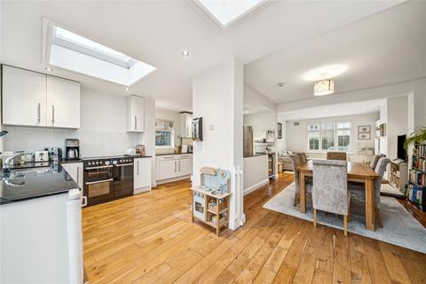 3 bedroom end of terrace house for sale, Leckford Road, SW18