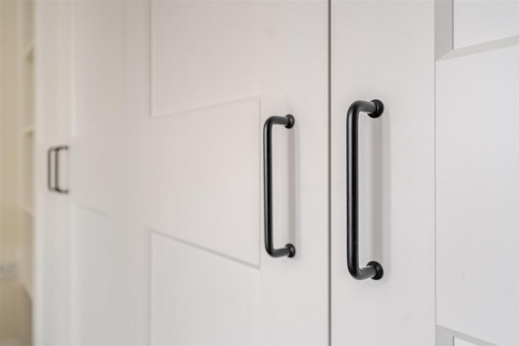 Built In Wardrobes