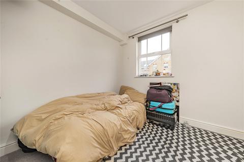 2 bedroom apartment for sale, Draper Close, Isleworth