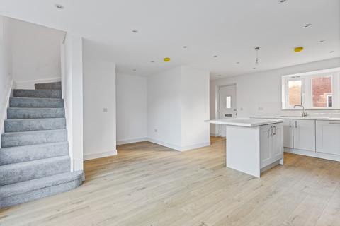 2 bedroom semi-detached house for sale, Princess Street, Wakefield, WF1