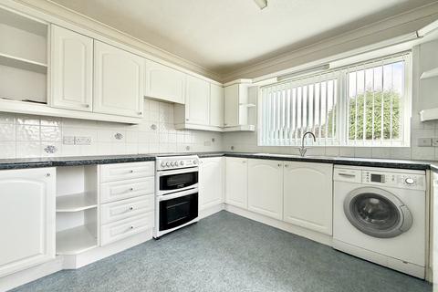 2 bedroom bungalow for sale, Pennington Close, West Moors, Ferndown, Dorset, BH22
