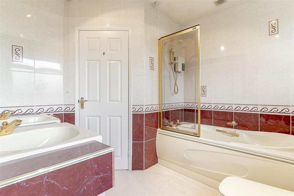 Bathroom - A.jpg