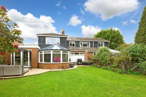 6 bedroom detached house for sale, Seeleys Close, Beaconsfield, Buckinghamshire, HP9