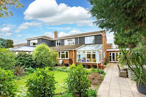 6 bedroom detached house for sale, Seeleys Close, Beaconsfield, Buckinghamshire, HP9