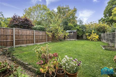 4 bedroom semi-detached house for sale, Hilton Avenue, North Finchley, London, N12