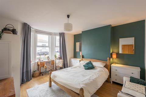 2 bedroom flat for sale, Stratford Road, Heaton, Newcastle upon Tyne
