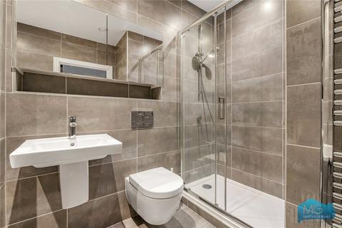 3 bedroom apartment for sale, High Road, North Finchley, N12