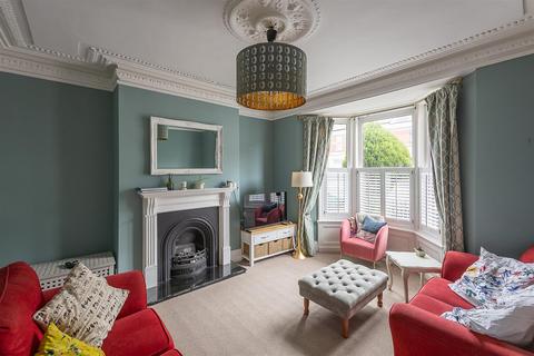 3 bedroom terraced house for sale, Heaton Park Road, Heaton, Newcastle upon Tyne