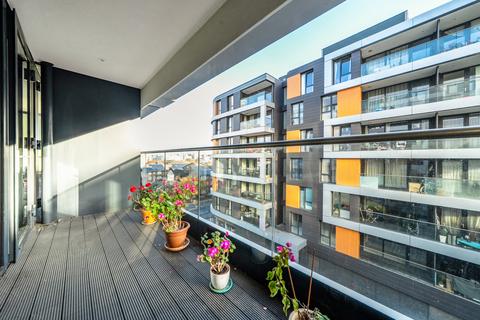 2 bedroom apartment for sale, Lambarde Square, Greenwich