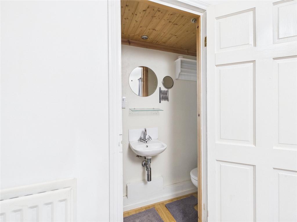 Ensuite