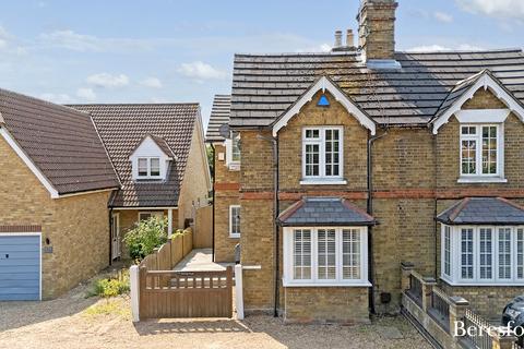 3 bedroom semi-detached house for sale, Rayleigh Road, Hutton, CM13