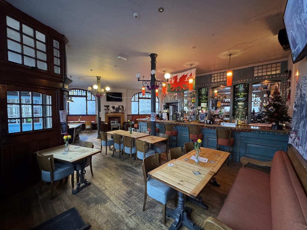 Main Bar