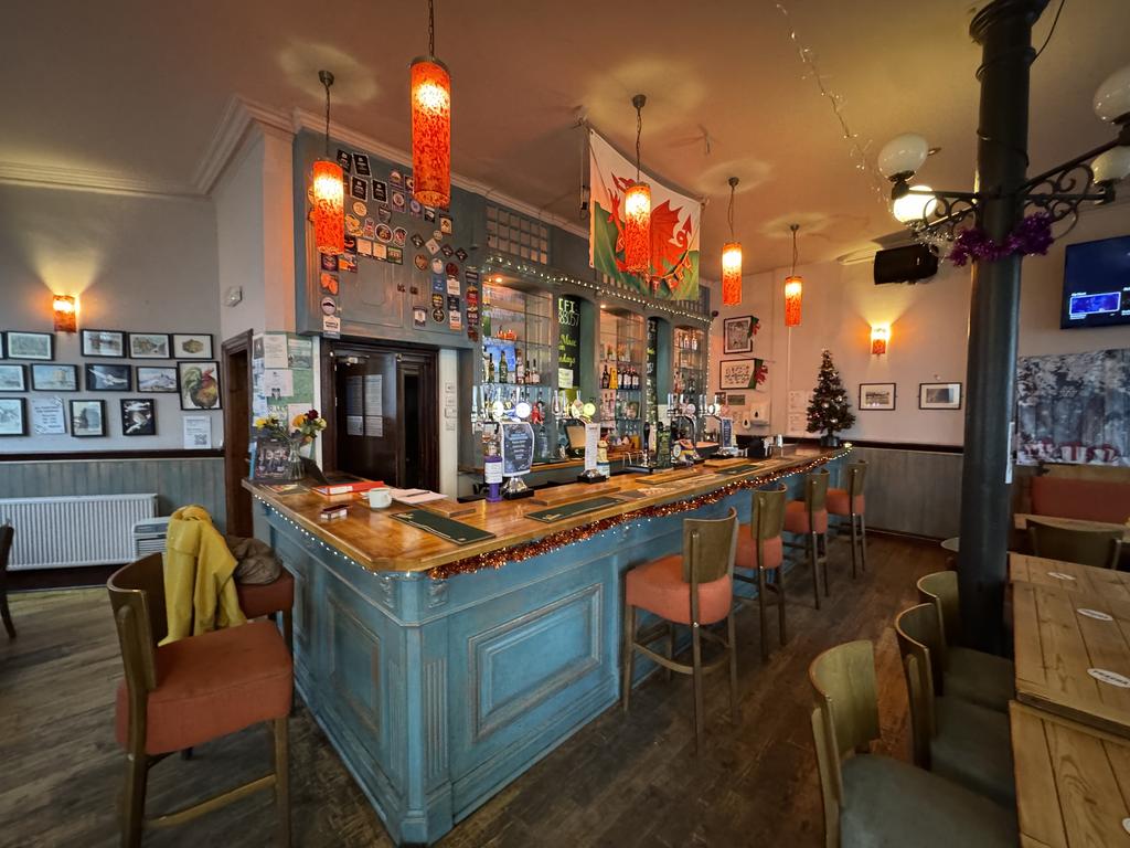 Main Bar