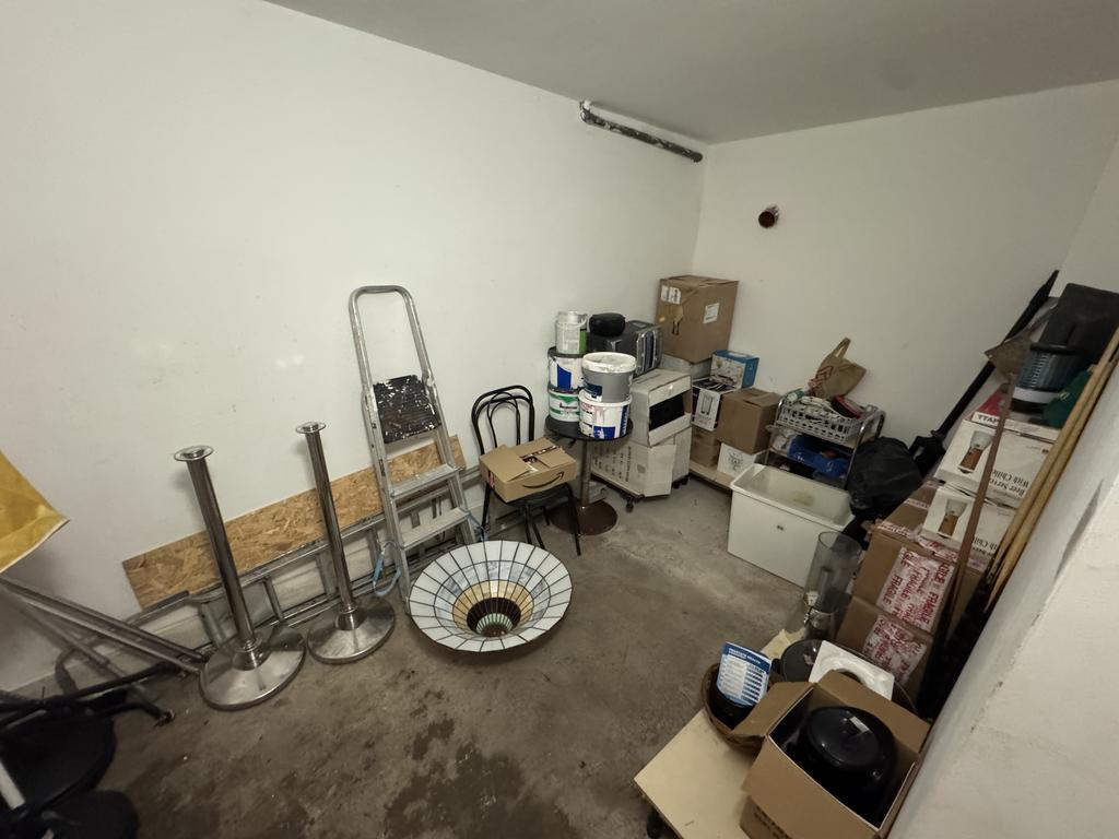 Fully Refurbished Cellar Area
