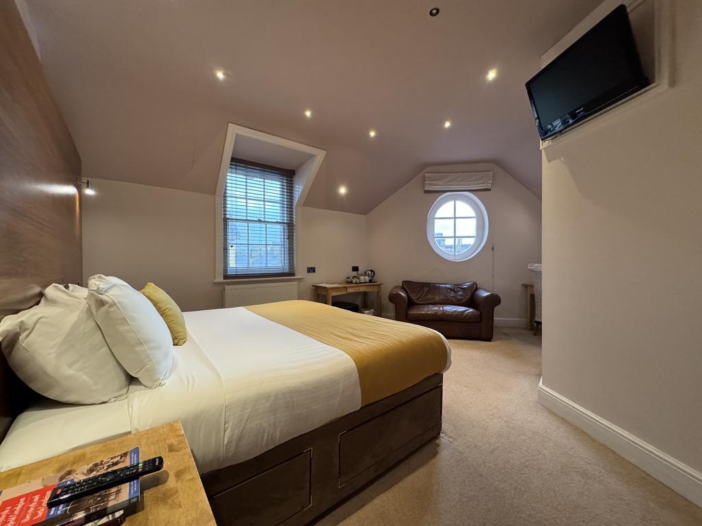 Bedroom 6