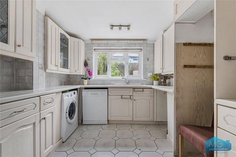 3 bedroom terraced house for sale, Gainsborough Road, North Finchley, London, N12
