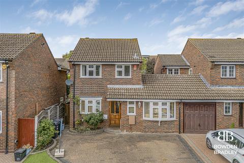 3 bedroom link detached house for sale, Owen Gardens, Woodford Green