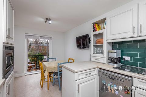 3 bedroom terraced house for sale, Shaftesbury Avenue, Radcliffe-On-Trent, Nottingham