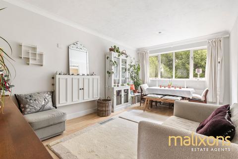 undefined, Maple Mews, London SW16
