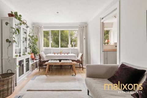 undefined, Maple Mews, London SW16