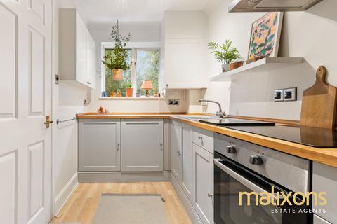 undefined, Maple Mews, London SW16