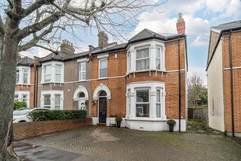 4 bedroom end of terrace house for sale, Greenvale Road, London