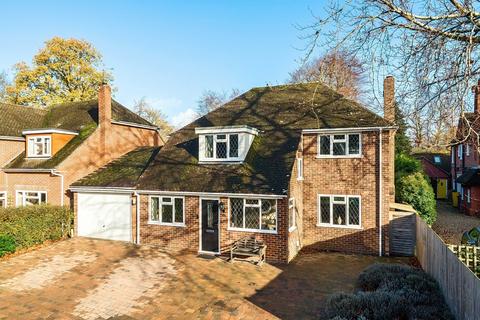 4 bedroom detached house for sale - Rushmoor Close, Fleet GU52