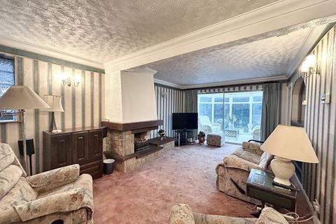 4 bedroom bungalow for sale, Dale Road, Hythe, SO45