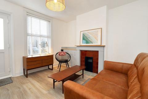2 bedroom terraced house to rent, Rock Villa Road, Tunbridge Wells, TN1