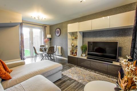 3 bedroom end of terrace house for sale, 7 Falcon Road, Brympton, Yeovil