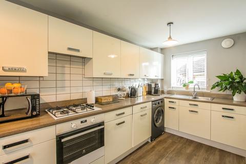 3 bedroom end of terrace house for sale, 7 Falcon Road, Brympton, Yeovil