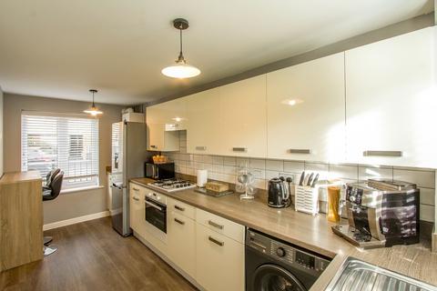 3 bedroom end of terrace house for sale, 7 Falcon Road, Brympton, Yeovil