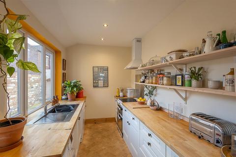 2 bedroom terraced house for sale, Ravenswood Road, Heaton, Newcastle upon Tyne