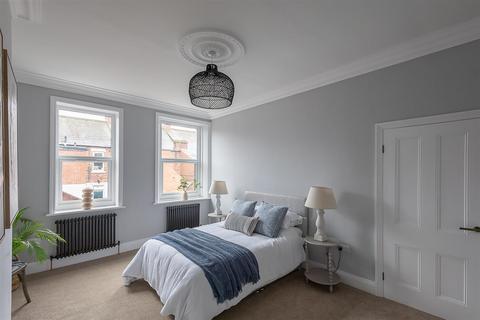 3 bedroom terraced house for sale, Salters Road, Gosforth, Newcastle upon Tyne