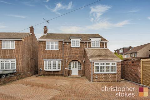 4 bedroom detached house for sale, Edinburgh Crescent, Waltham Cross, Hertfordshire, EN8 7QX