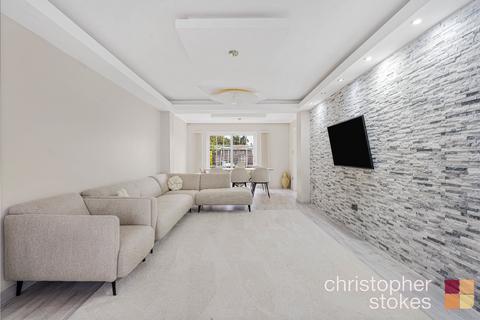4 bedroom detached house for sale, Edinburgh Crescent, Waltham Cross, Hertfordshire, EN8 7QX
