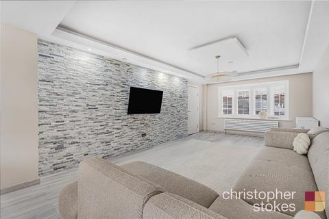4 bedroom detached house for sale, Edinburgh Crescent, Waltham Cross, Hertfordshire, EN8 7QX