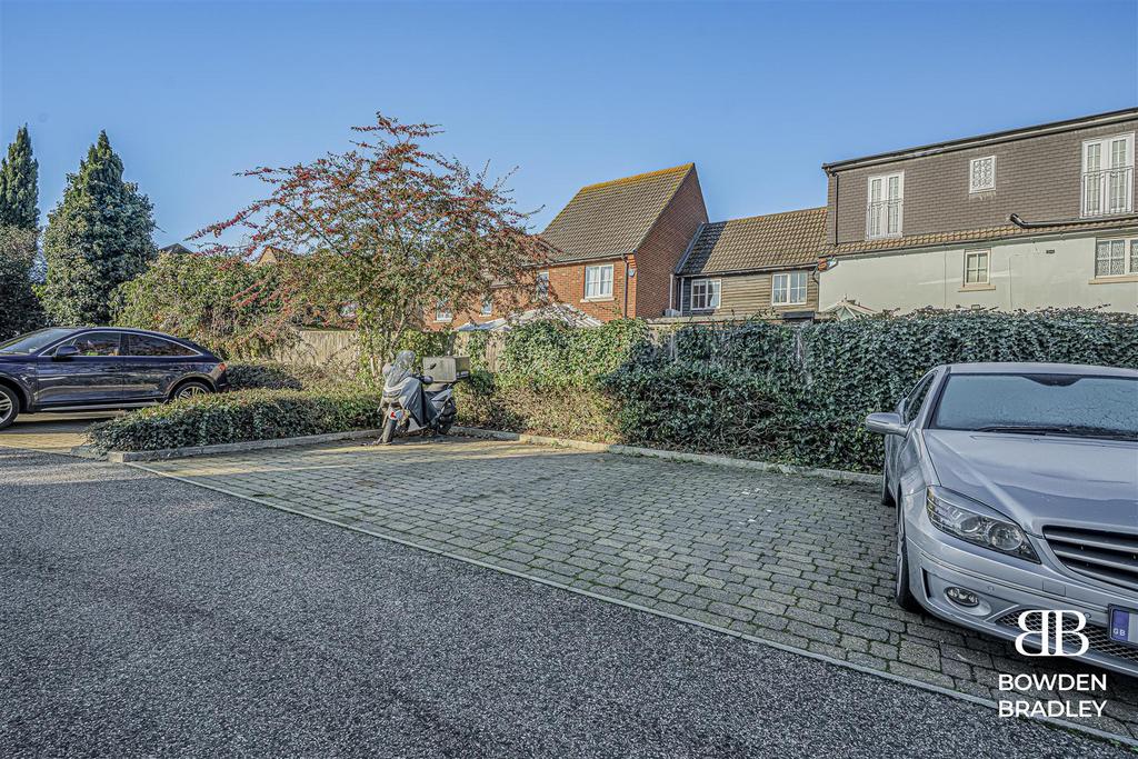 A7 09364-HDR.jpg